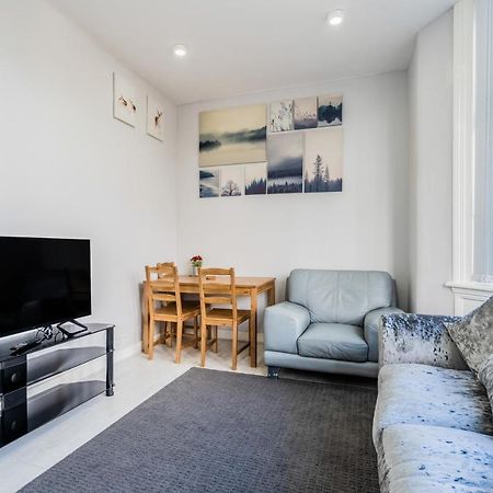 Modern Flat In Moseley With Free Parking Apartman Birmingham Kültér fotó