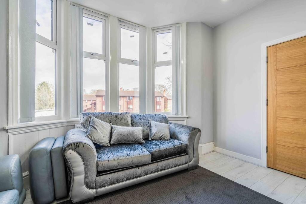 Modern Flat In Moseley With Free Parking Apartman Birmingham Kültér fotó