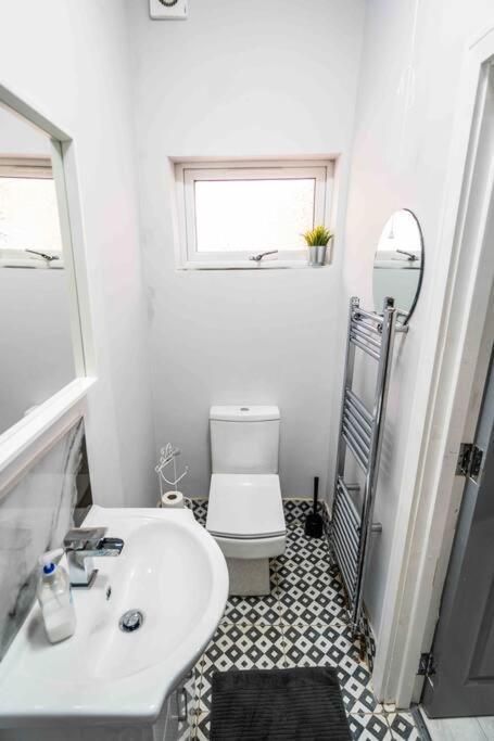 Modern Flat In Moseley With Free Parking Apartman Birmingham Kültér fotó